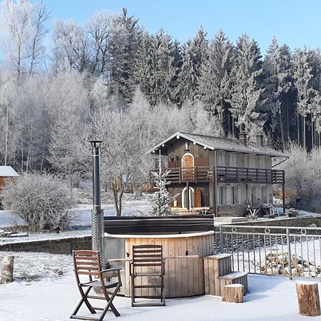 White Wood Villa Darney ภายนอก รูปภาพ